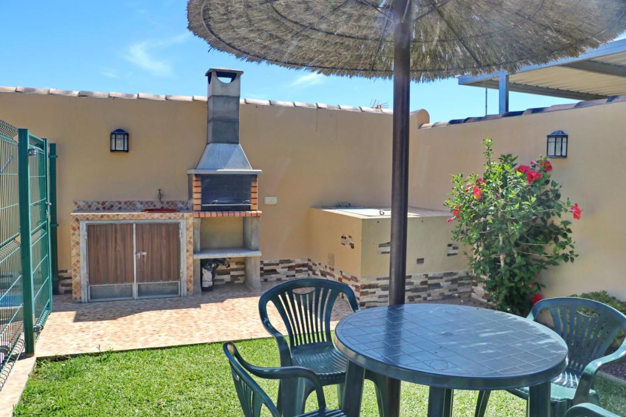 Bungalow Curro Pareja 97 Conil De La Frontera Buitenkant foto